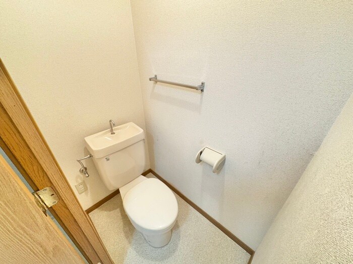 物件内観写真11　(トイレ)