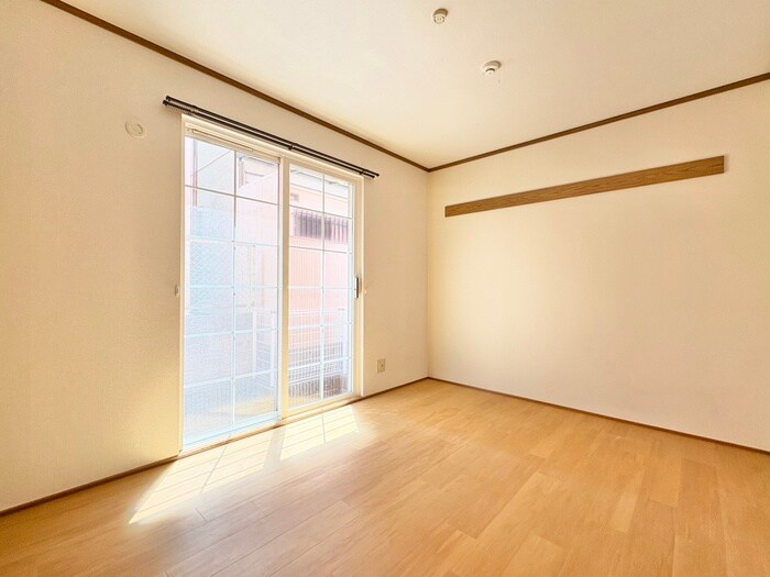 物件内観写真18　(居室)