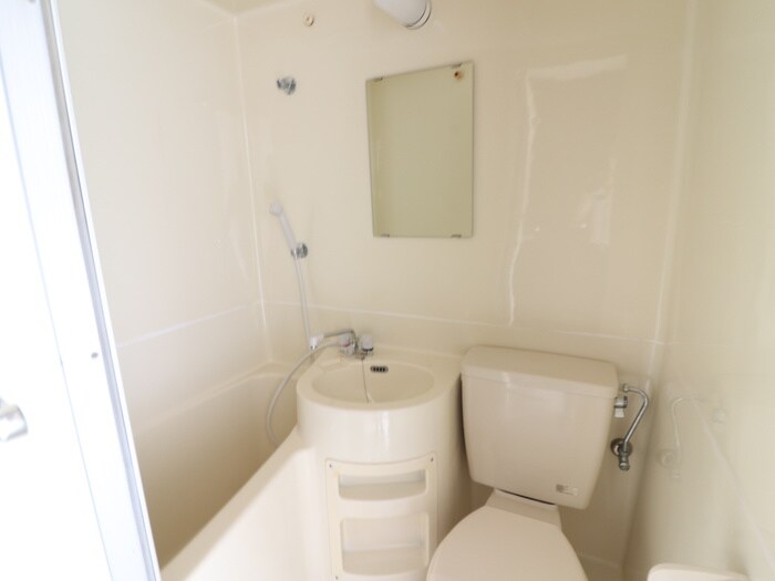 物件内観写真13　(洗面)