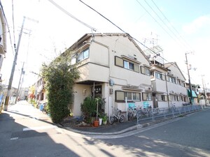 洋風アパ－ト東和荘外観写真
