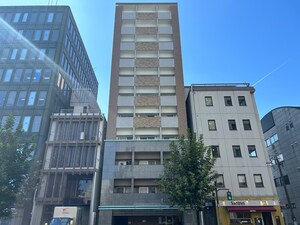 Ｒｏｙａｌ烏丸外観写真