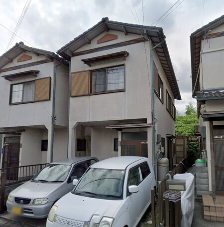 岡貸家外観写真