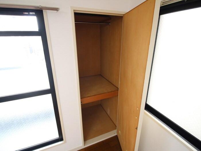 物件内観写真13　(収納)