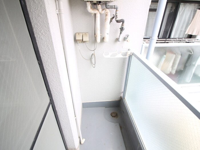 物件内観写真21　(洗濯機置場)