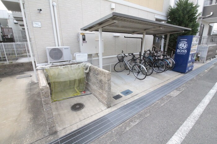 物件外観写真2　(外観写真)