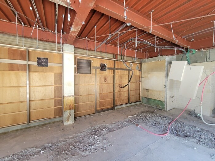 物件内観写真4　(居室)