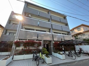 ヨルム稲津外観写真