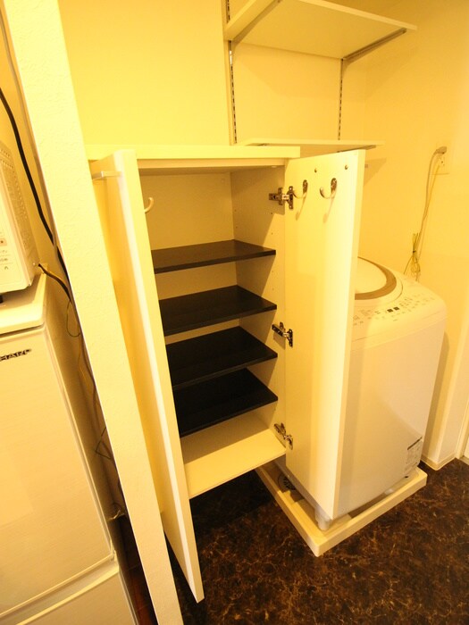 物件内観写真8　(靴箱)