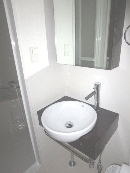 物件内観写真8　(洗面)