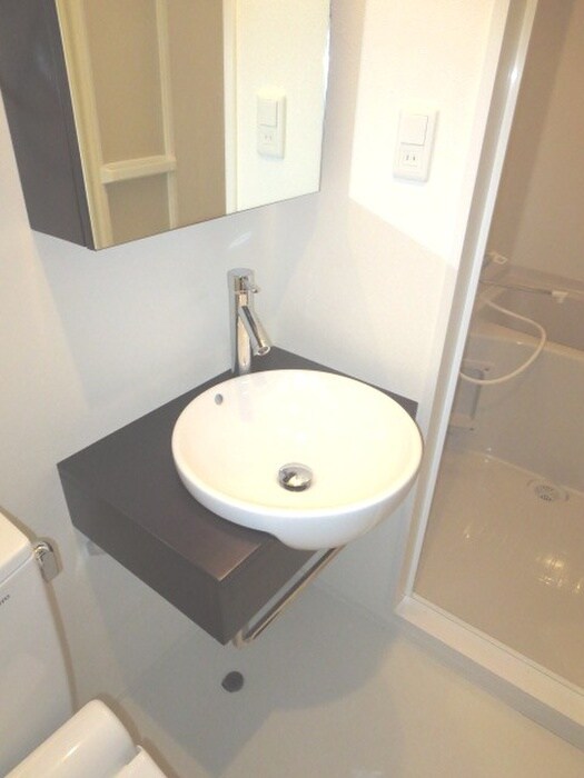 物件内観写真11　(洗面)