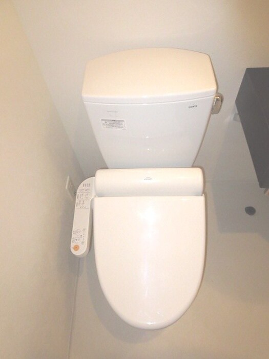 物件内観写真16　(トイレ)