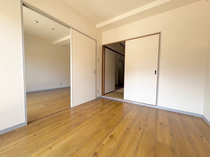 物件内観写真8　(居室)