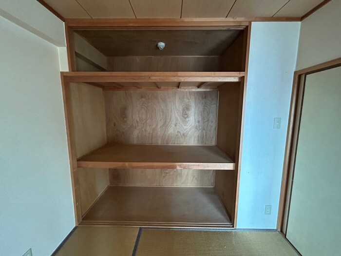物件内観写真15　(収納)