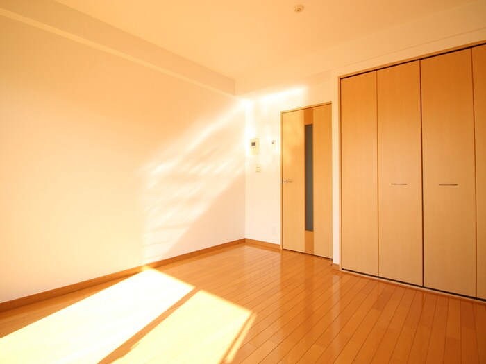 物件内観写真18　(居室)