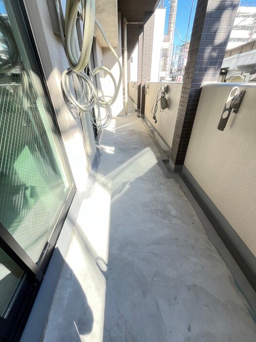 物件内観写真7　(ベランダ・バルコニー)