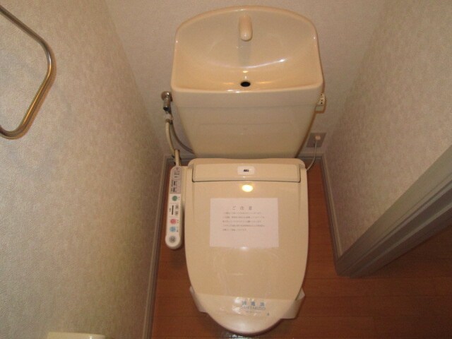 物件内観写真7　(トイレ)