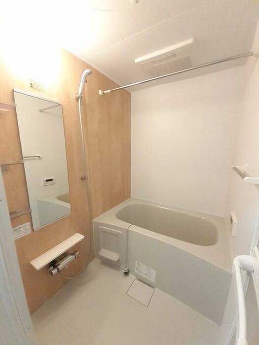 物件内観写真13　(バス／シャワールーム等)