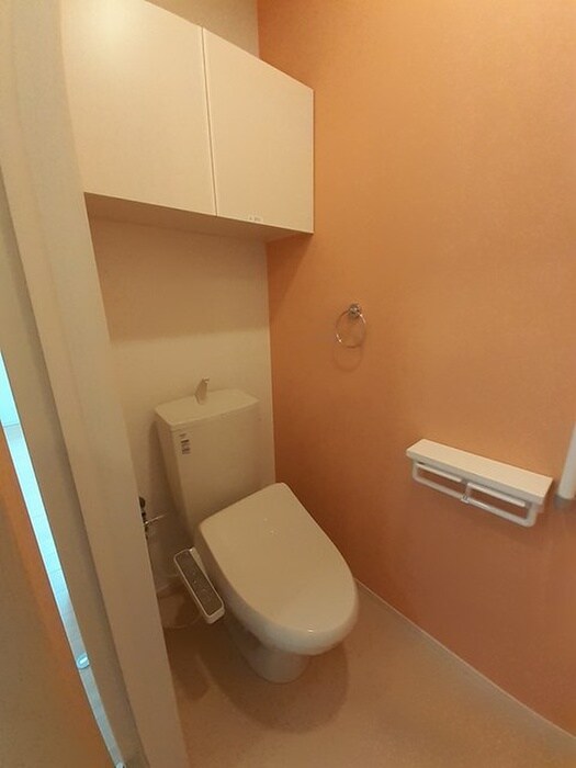 物件内観写真14　(トイレ)