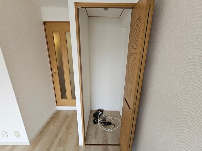 物件内観写真15　(収納)