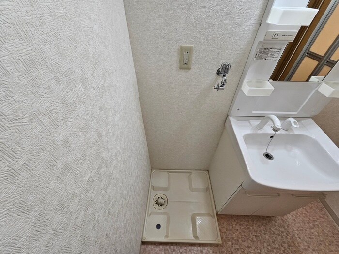 物件内観写真20　(洗濯機置場)