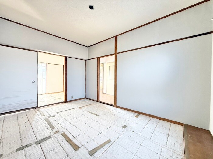 物件内観写真6　(居室)