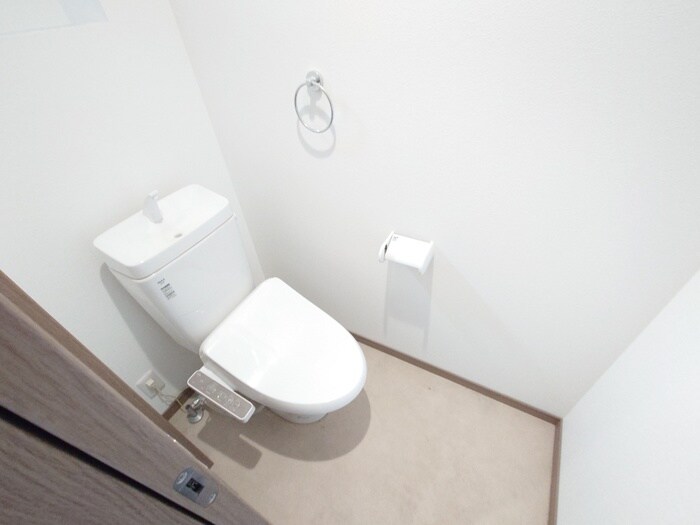 物件内観写真11　(トイレ)