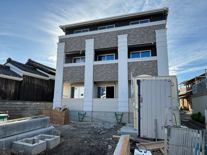 物件外観写真1　(外観写真)