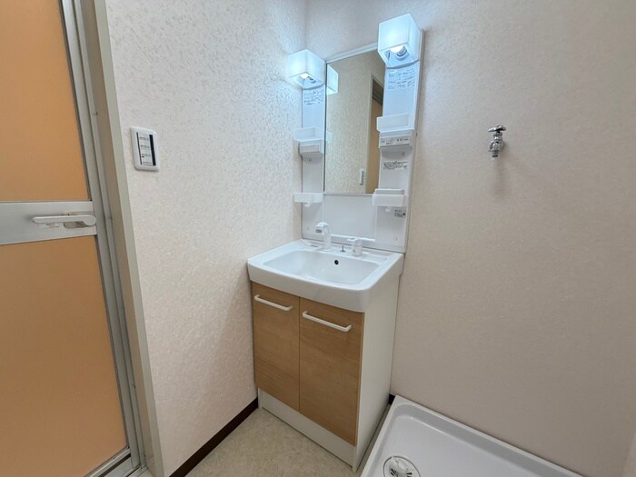 物件内観写真16　(洗面)