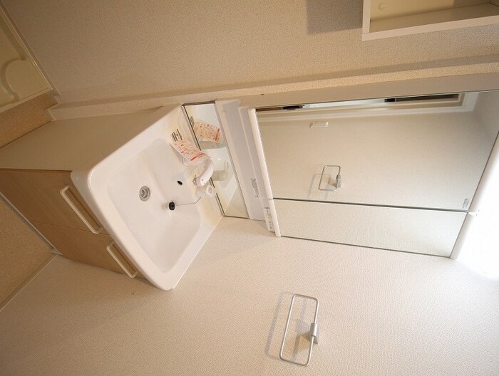 物件内観写真12　(洗面)