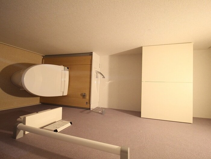 物件内観写真14　(トイレ)