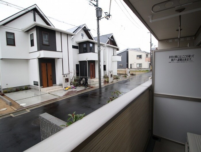 物件内観写真22　(室内からの展望)