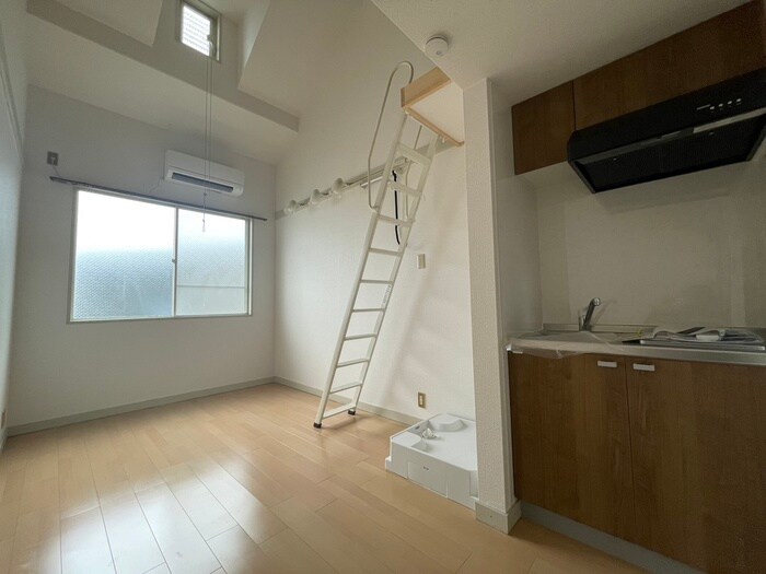 物件内観写真15　(居室)