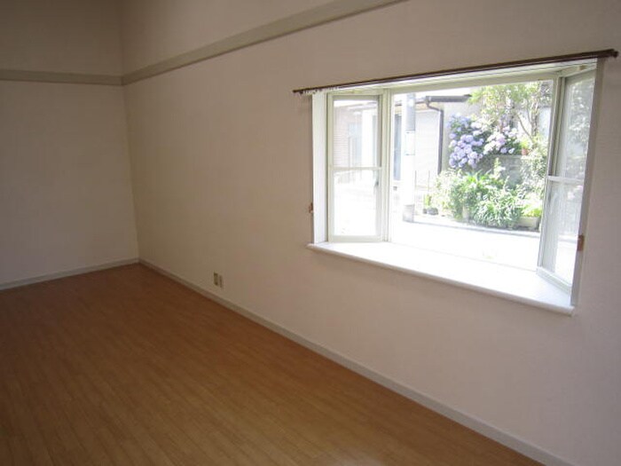 物件内観写真16　(居室)