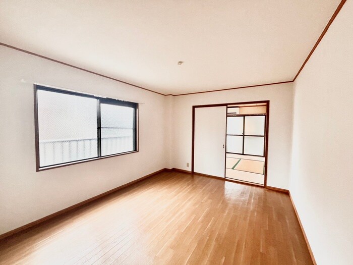 物件内観写真12　(居室)