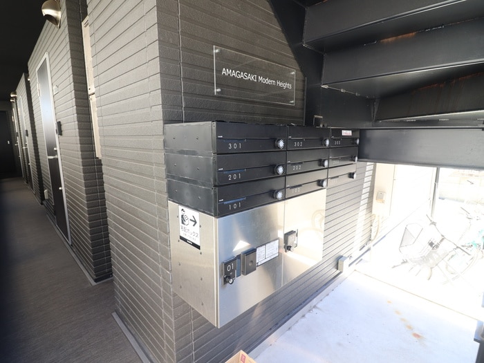 物件外観写真4　(建物設備)