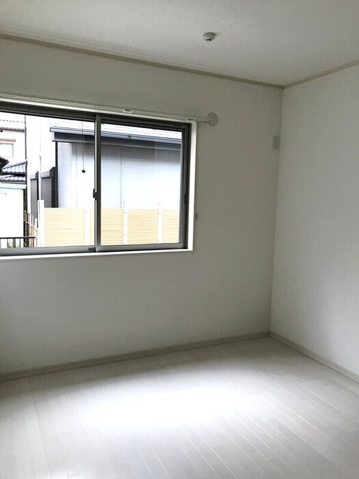 物件内観写真10　(居室)