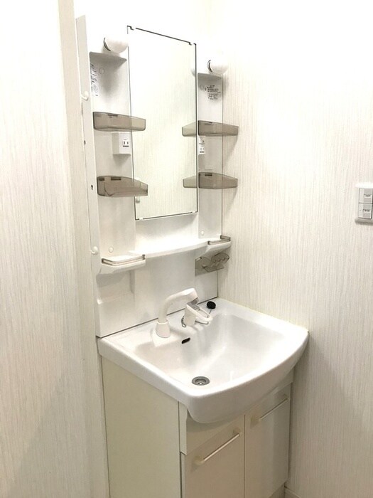 物件内観写真13　(洗面)