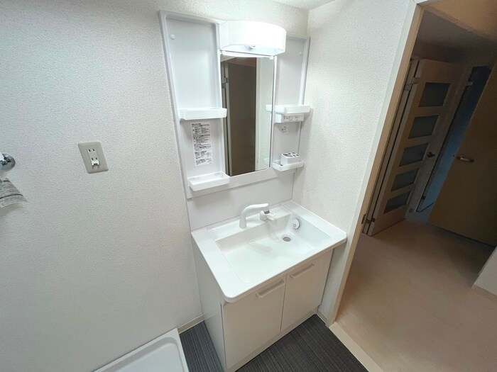 物件内観写真15　(洗面)