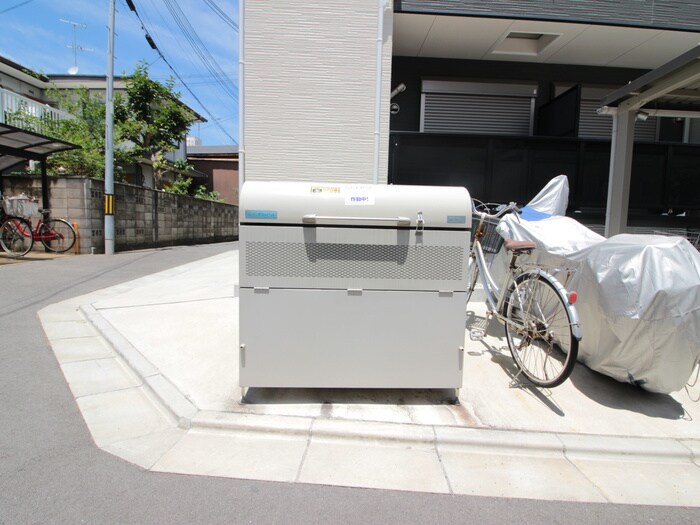 物件外観写真4　(建物設備)