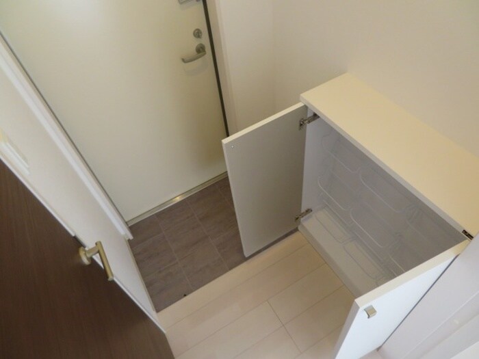 物件内観写真11　(靴箱)