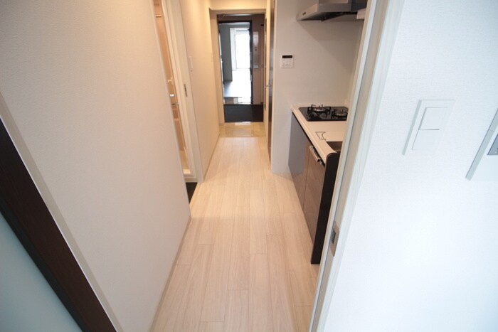 物件内観写真20　(廊下)