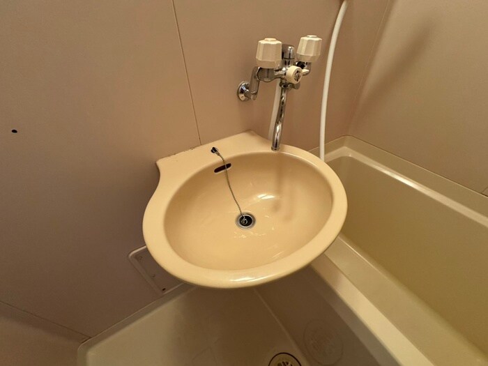 物件内観写真7　(洗面)