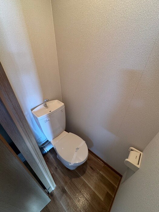 物件内観写真9　(トイレ)