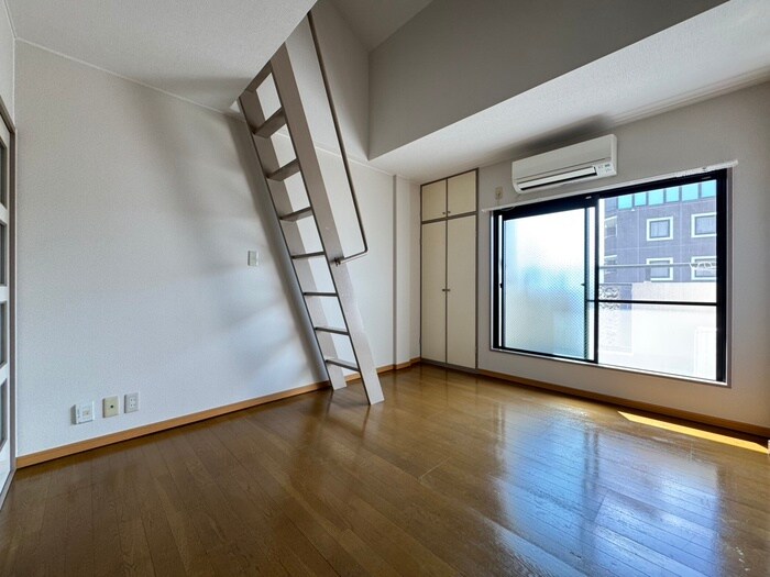 物件内観写真12　(居室)