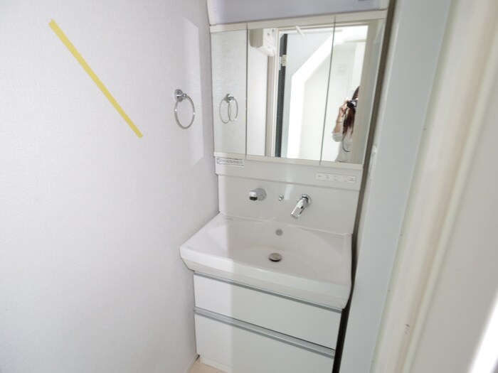 物件内観写真12　(洗面)