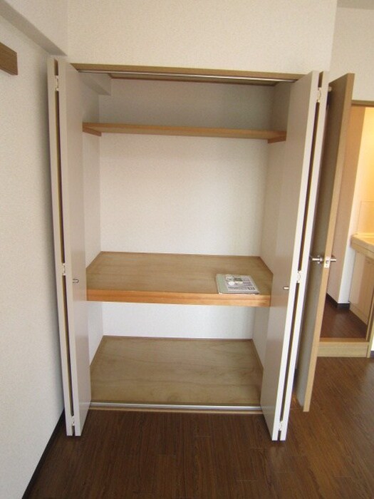 物件内観写真9　(収納)