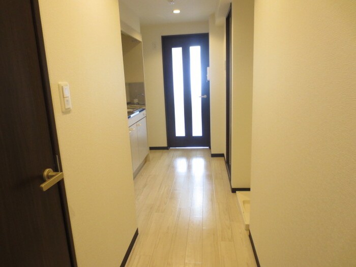 物件内観写真7　(廊下)