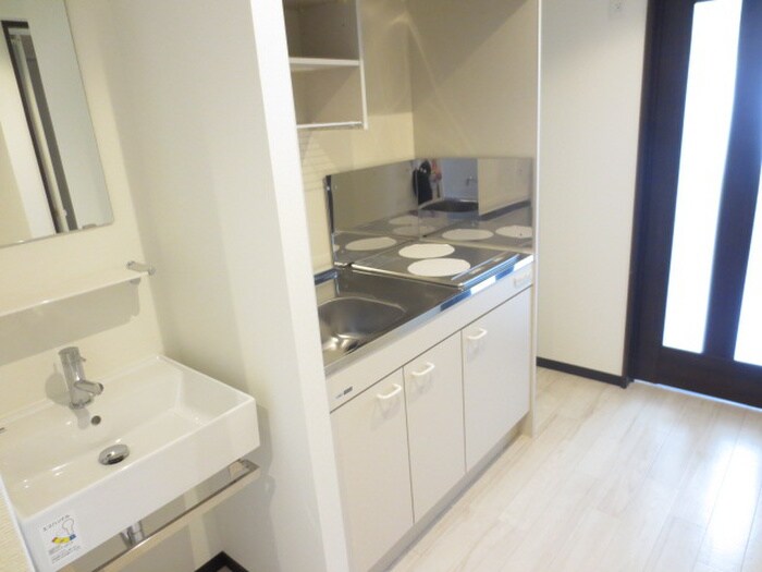 物件内観写真8　(洗面)