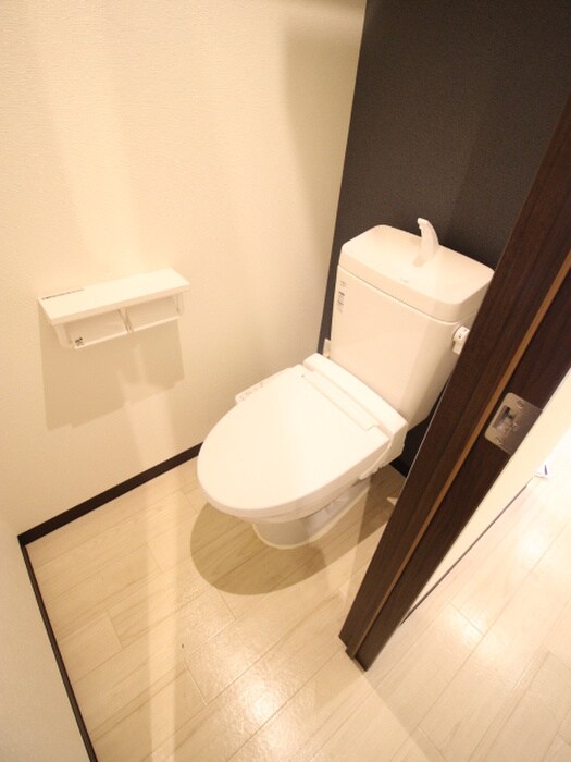 物件内観写真13　(トイレ)