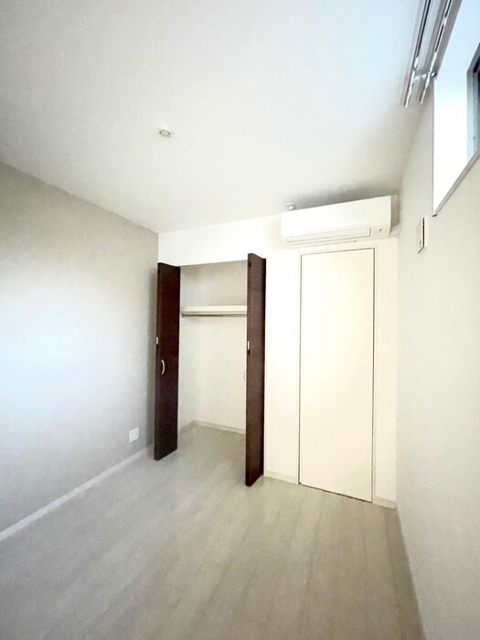 物件内観写真13　(居室)